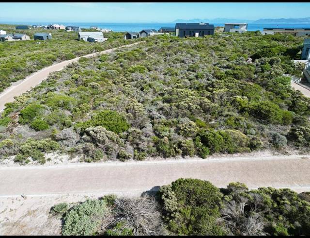 LAND FOR SALE IN ROMANSBAAI ESTATE